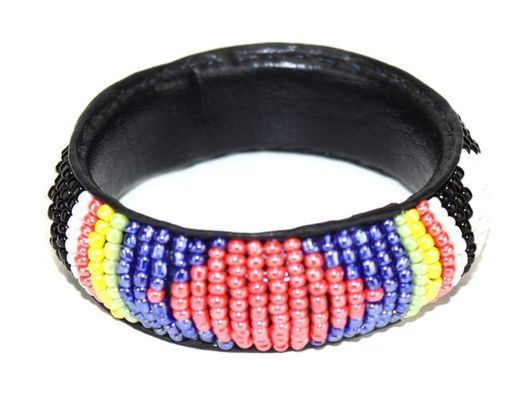 Bracelet  africain en perles couleurs